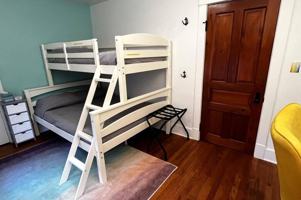 Fiesinger House - Private 3-Bd Unit In Historic Home, Downtown Sandusky Luaran gambar